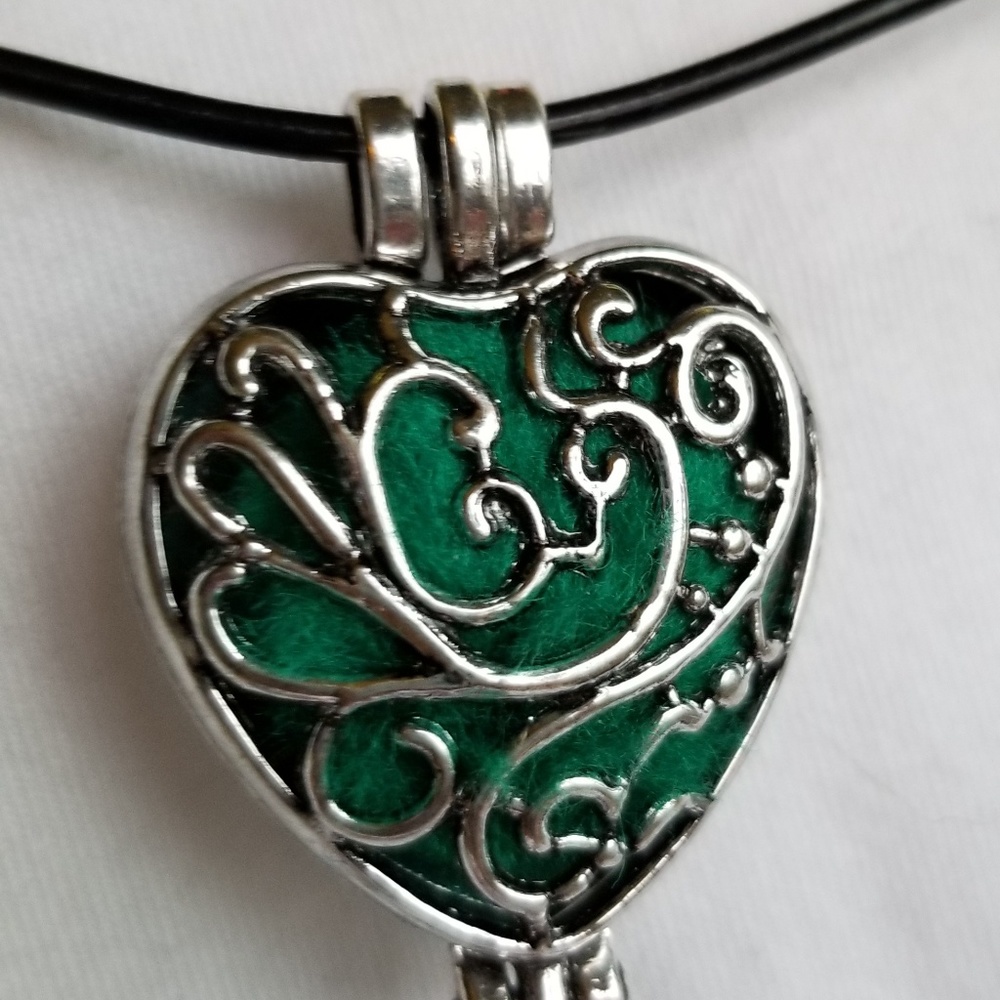 Silver Diffuser locket necklace New Bundle 2/$9